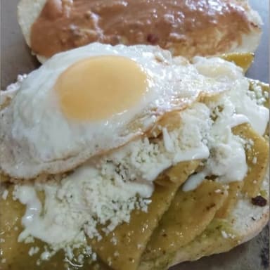 Combo Torta Chilaquil