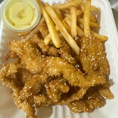 Trocito de Pollo Empanizado