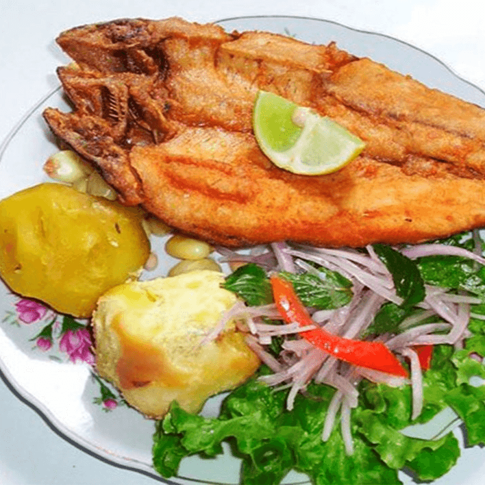 Trucha Frita con Papa Dorada