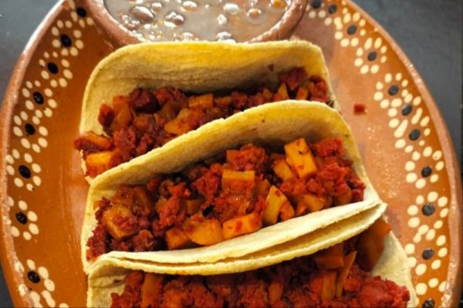TACO DE PAPAS CON CHORIZO