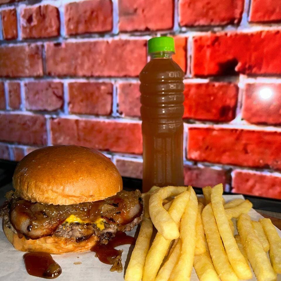 My Burger +BEBIDA+PAPAS