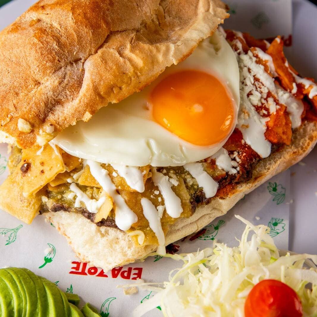 Lonche de Chilaquil