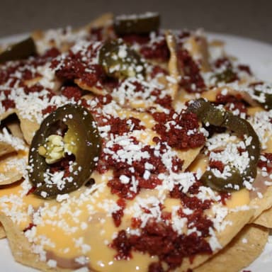Nachos con Chorizo