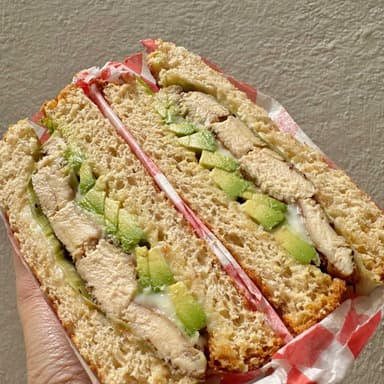 Sándwich de Pechuga