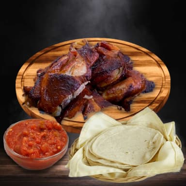 1/2 pollo salsa y tortillas
