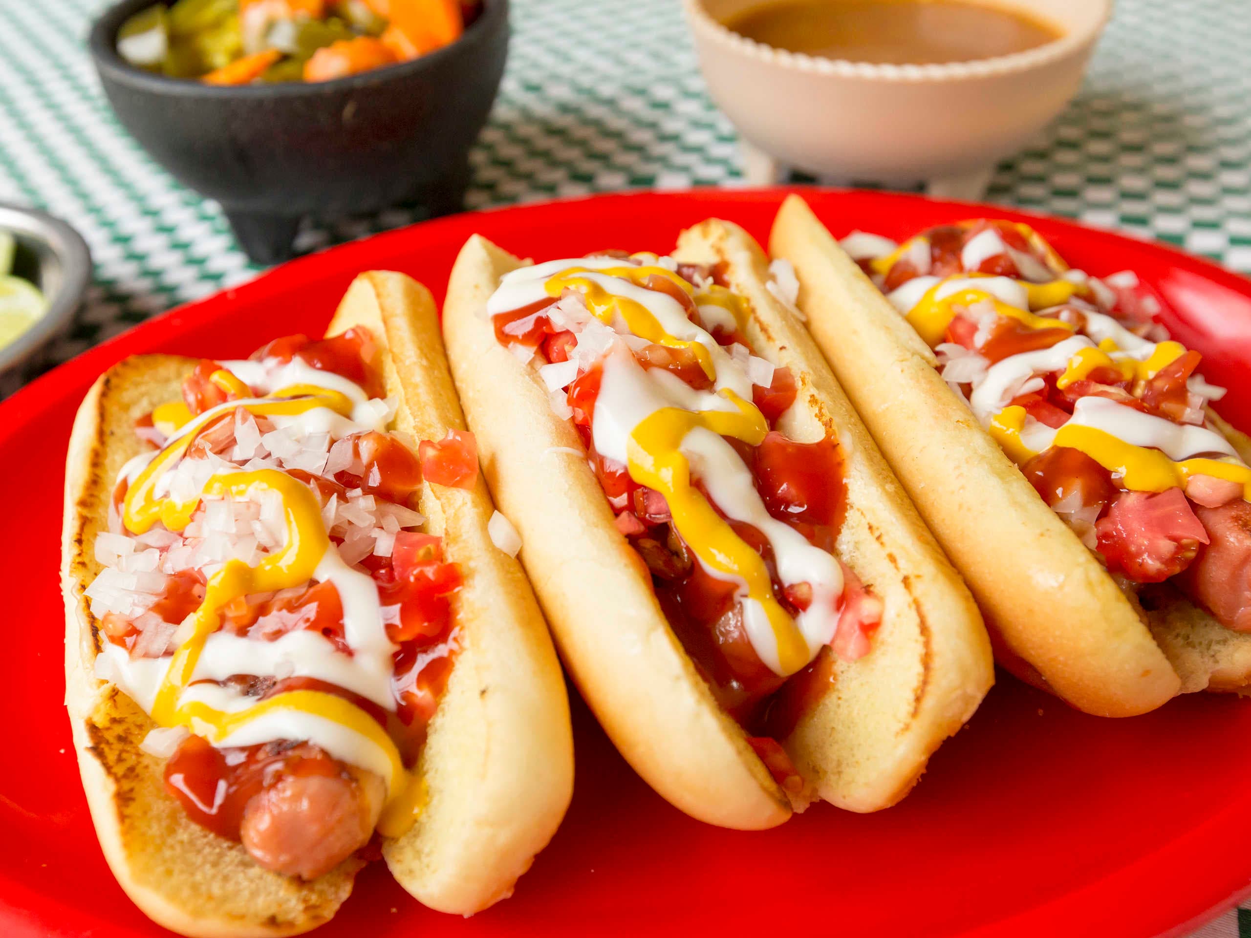 2HamburguesaClásica+3DogoClásico+3Jarrito400ml