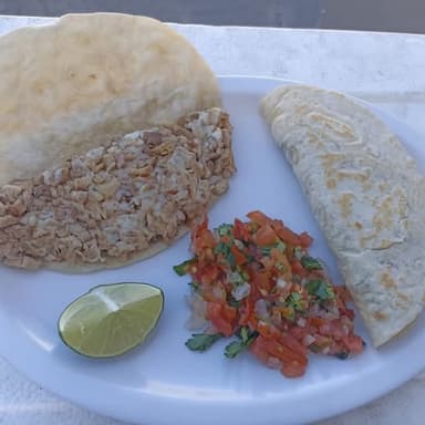 Quesadilla Cabecita de Puerco