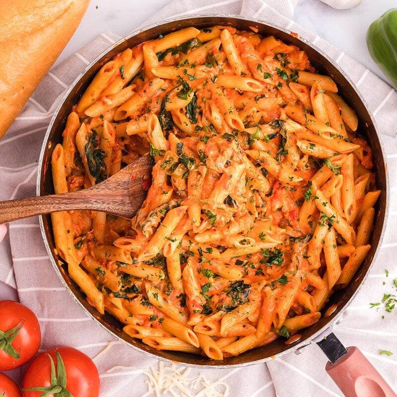 PENNE CON SALSA ROSE
