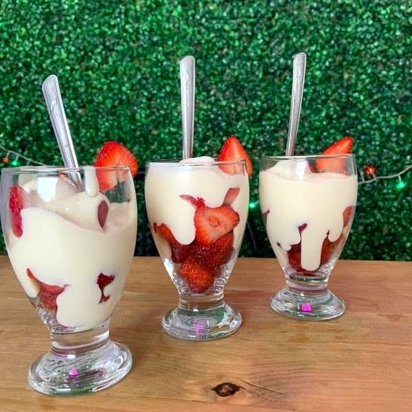 Fresas con Crema Chica