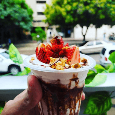 Fresas con crema 14onz