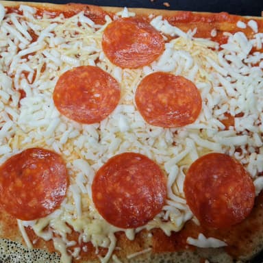 Crepizza Pepperoni o Hawaiana + Frappé de Agua