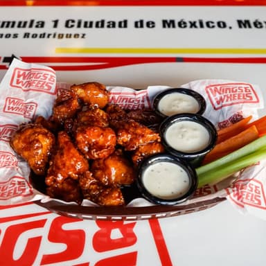Orden de 18 Piezas de Boneless