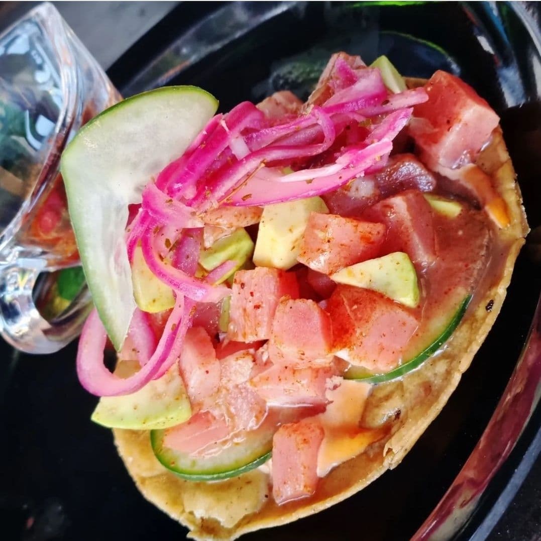 2 Tostadas de Atún