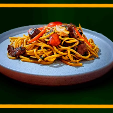 Tallarin Saltado