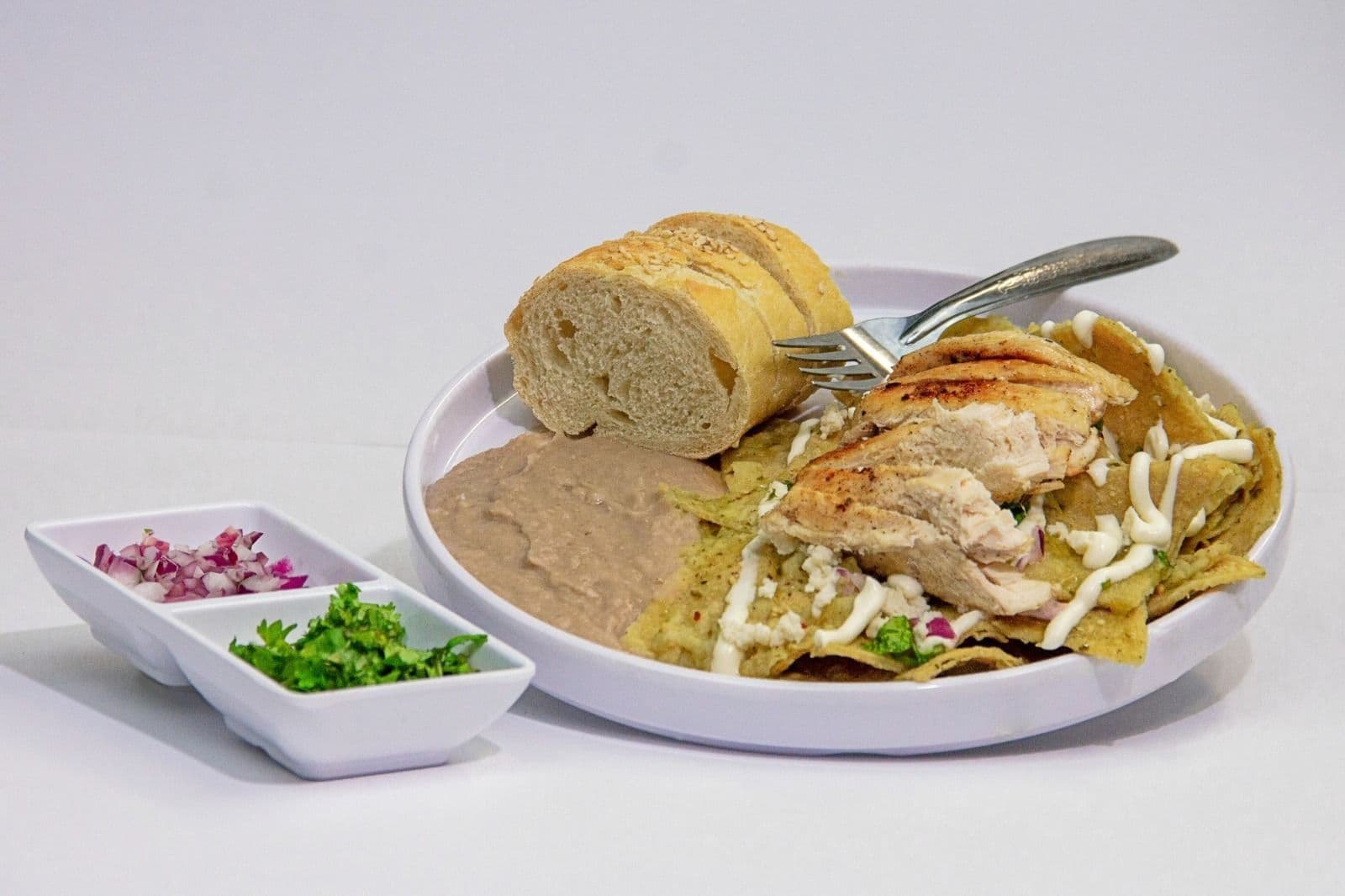 Chilaquiles con Pollo