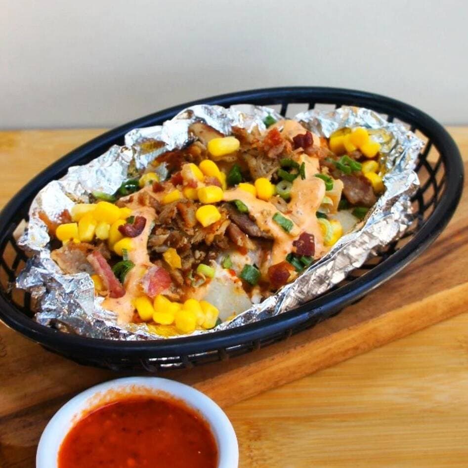 Papa Bistec y Elote + Tamarindo 500ml