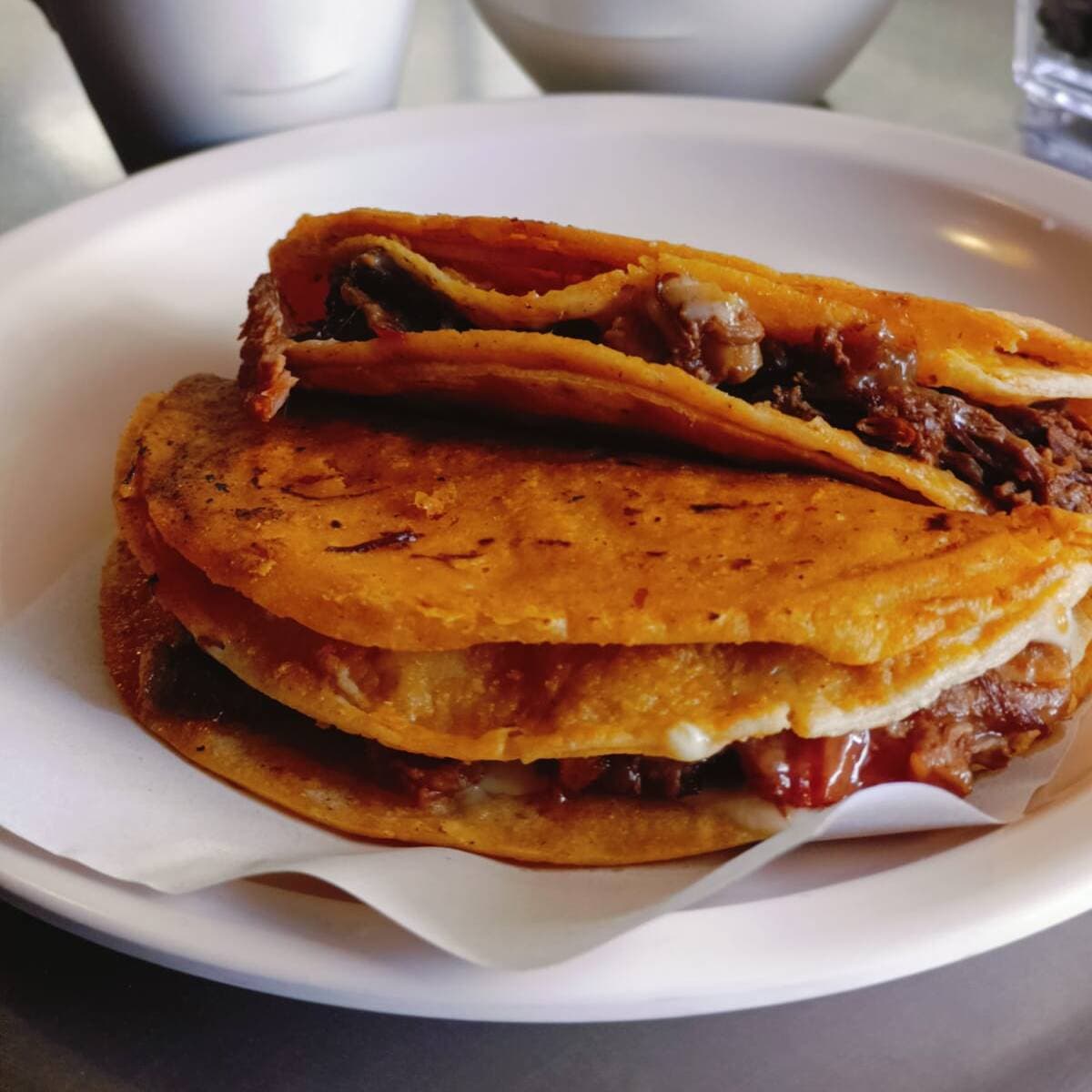 TACO DE BIRRIA DORADO