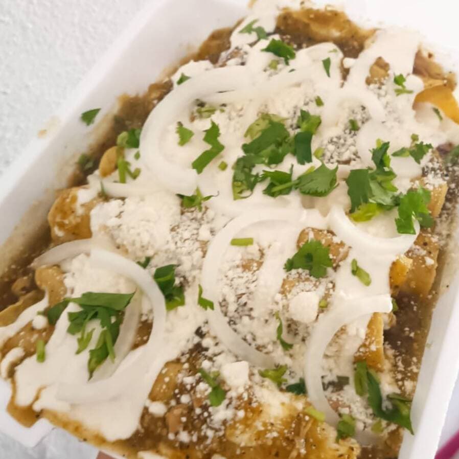 Enchiladas de Salsa Verde con Pollo