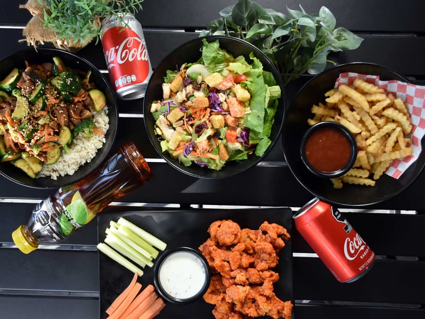 Bowls & Salads - Fresh Salads