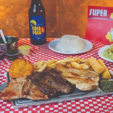 Mixta 3 Carnes y Bebida