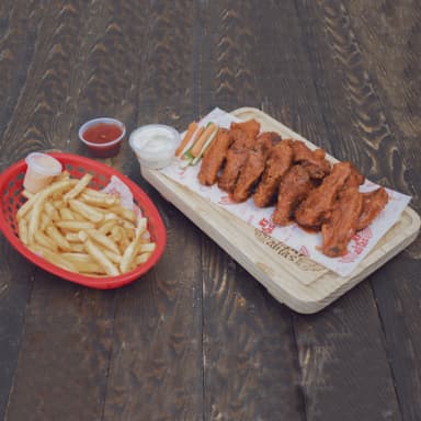 Jumbo de Alitas "ALITAS + PAPAS"