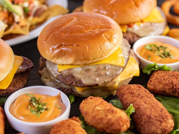 Chipotle Burger By Tacontento - Plaza Mango Alajuela