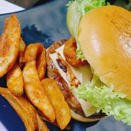 Hamburguesa Cielo , Mar & Tierra