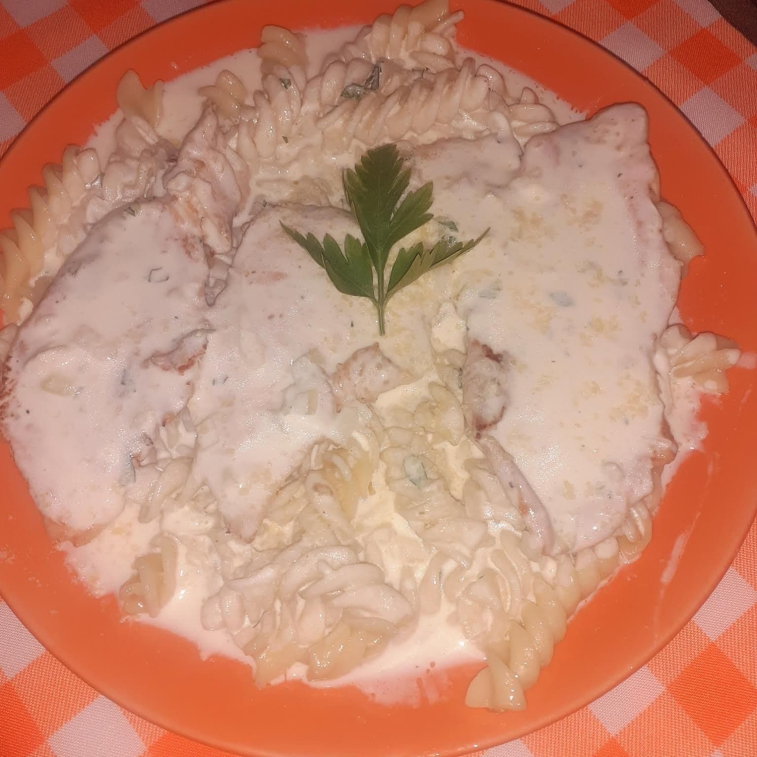 Filete de Pescado al mojo de ajo+ sopa