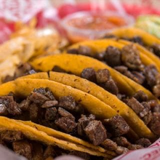 TACOS DE SIRLOIN*
