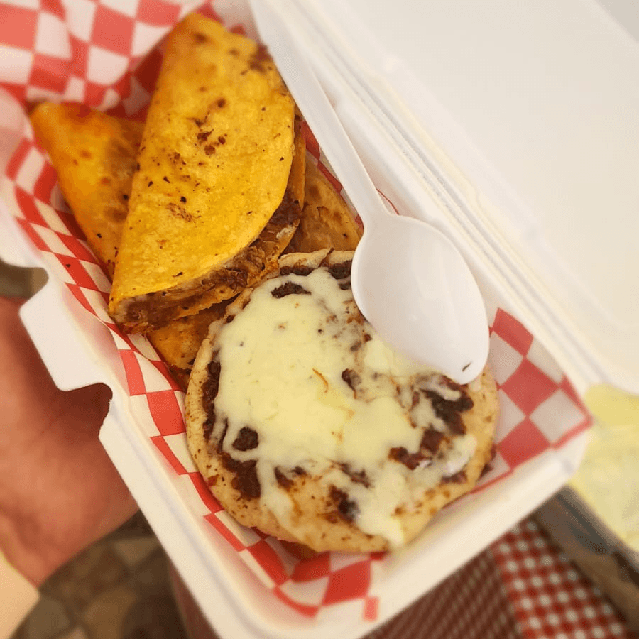 Combo Gordita Y Quesabirrias