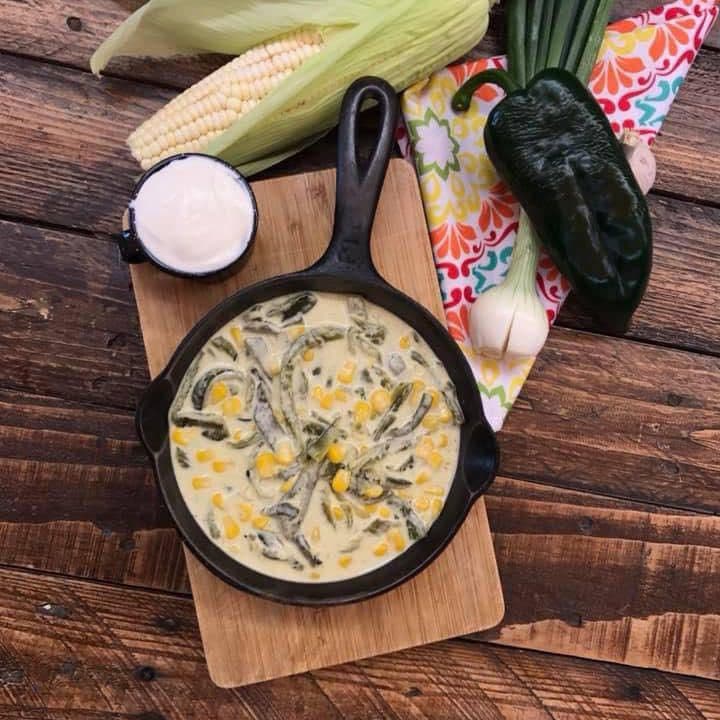 Omelette Rajas con Crema