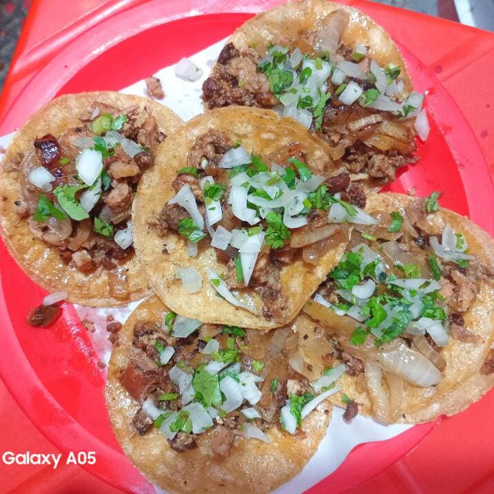 TACOS DE CHORIZO