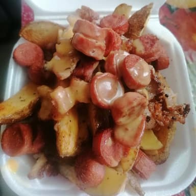 Salchipapas