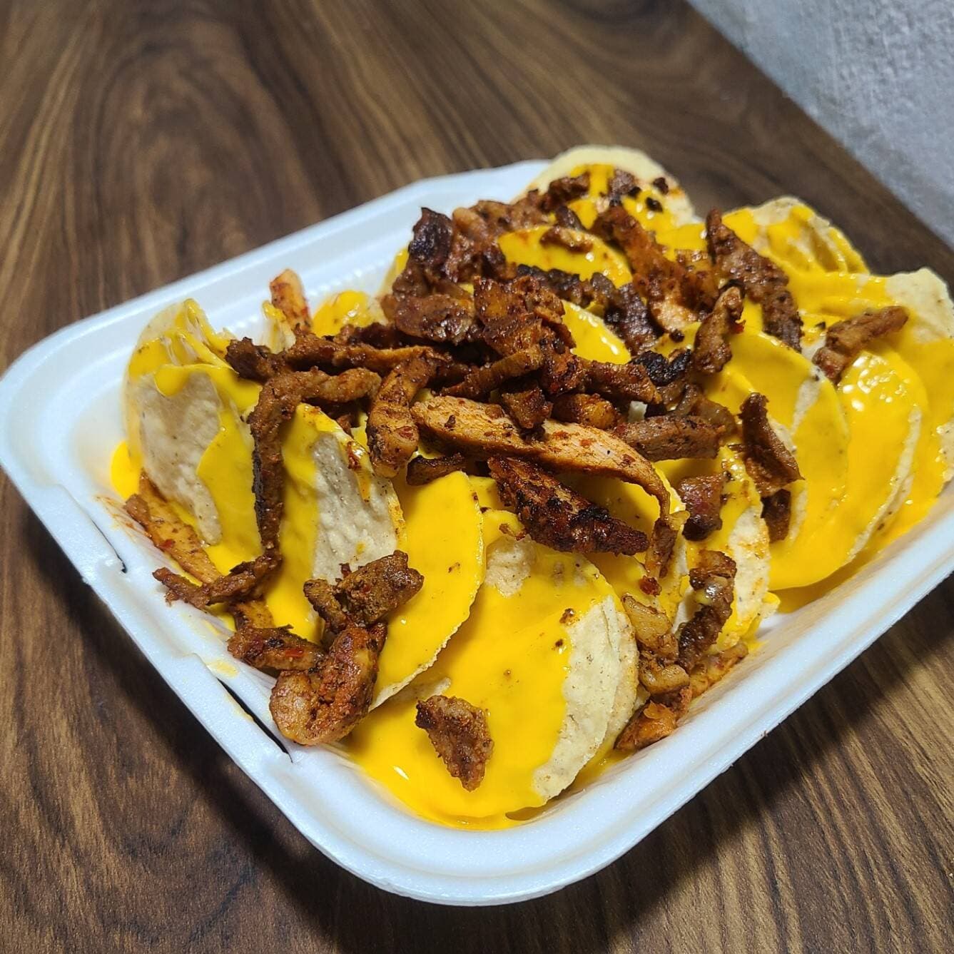 Nachos con Pastor (Familiares)