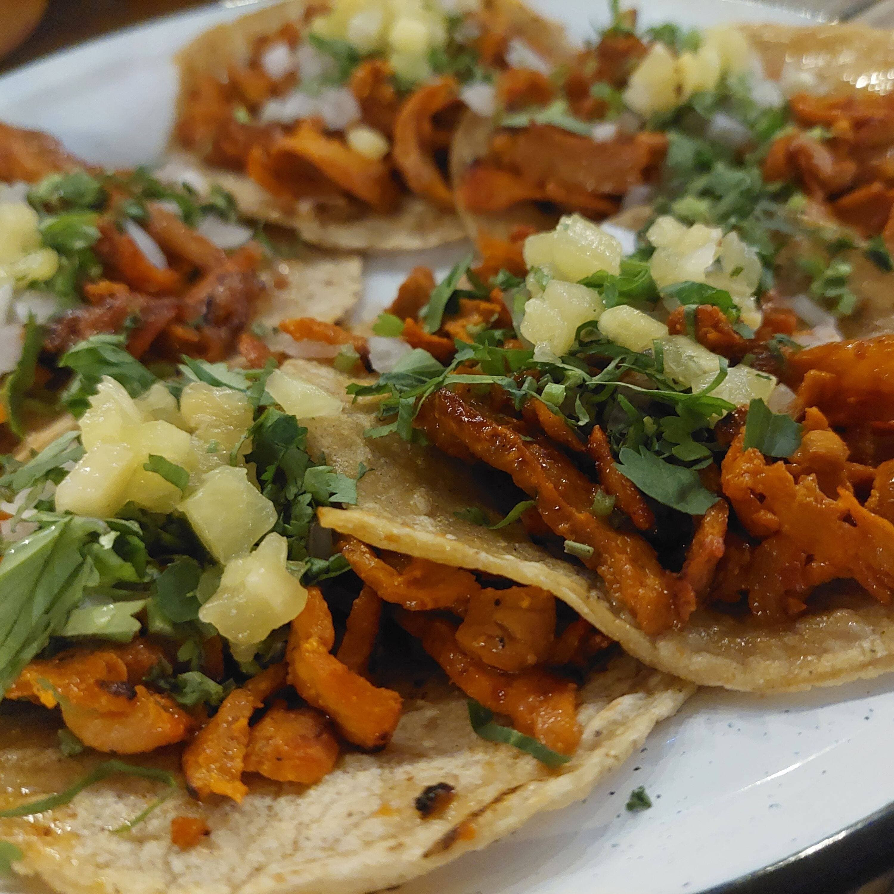 Tacos al pastor