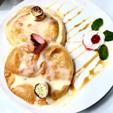 Bueñueles con dulce de leche