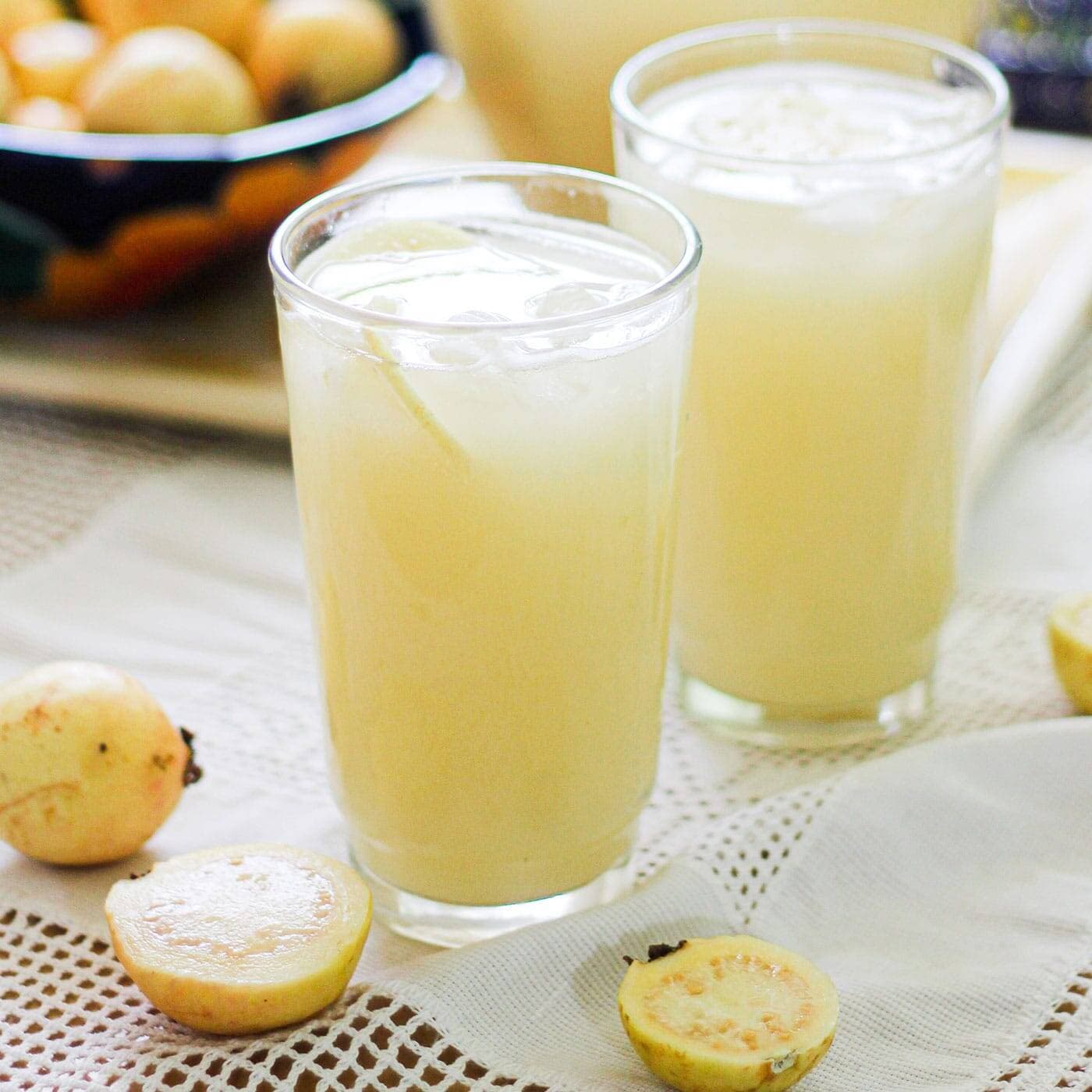 AGUA DE GUAYABA
