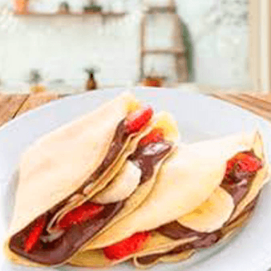 Crepe con Fresas y Plátano