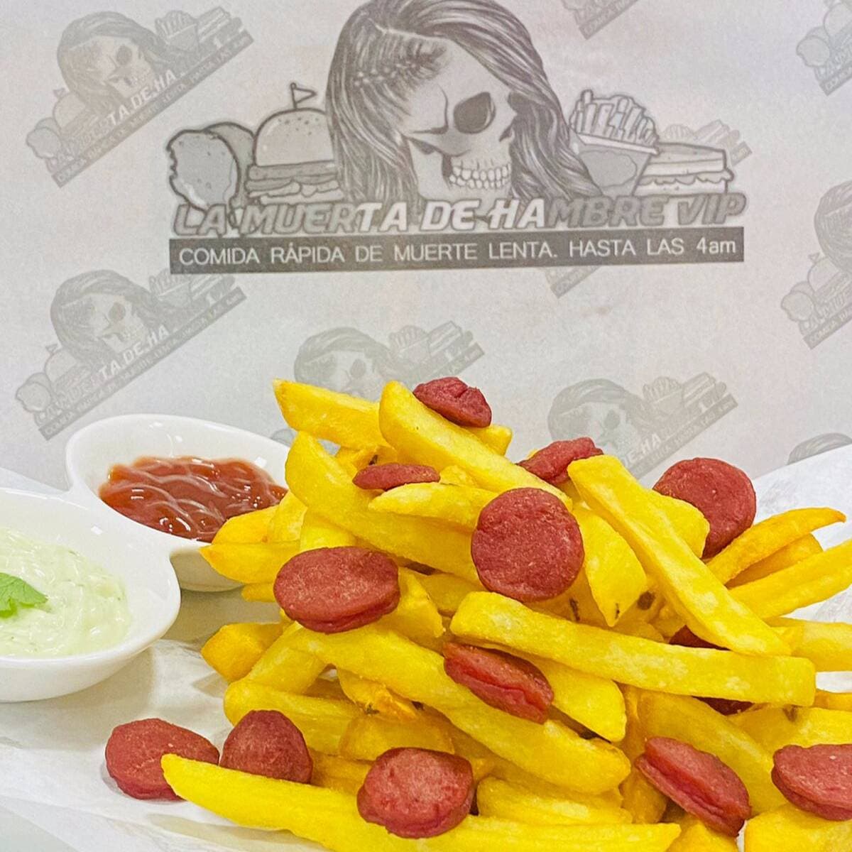 Salchipapas
