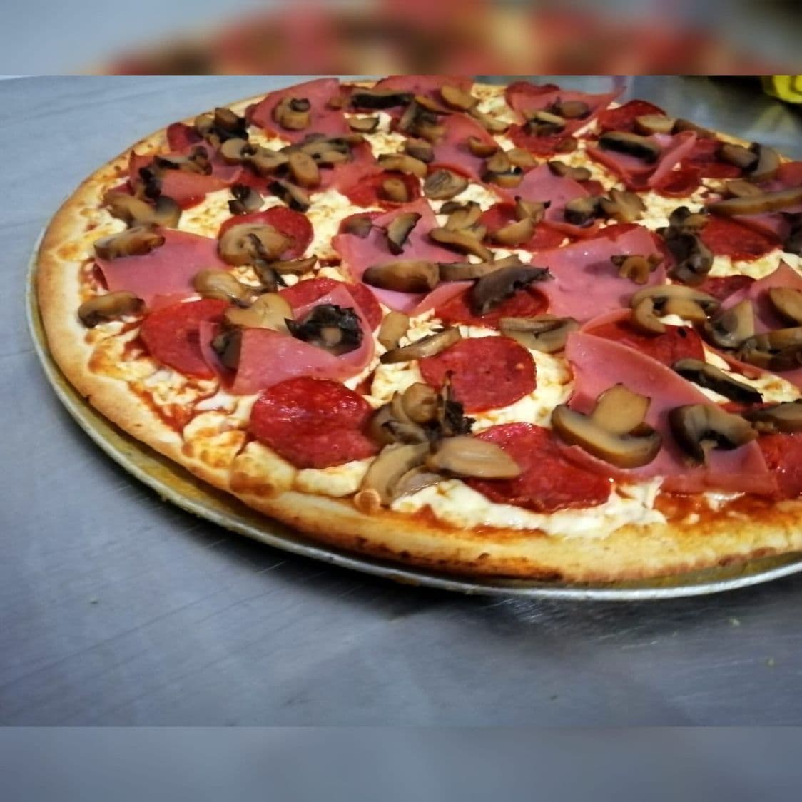 Pizza Peperoni (Gde)