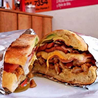 Combo Torta Cubana + Agua Fresca
