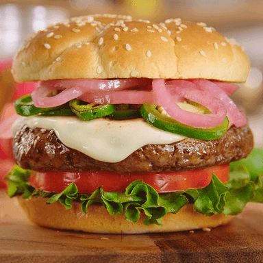 chesse burger queso blanco con jalapeño