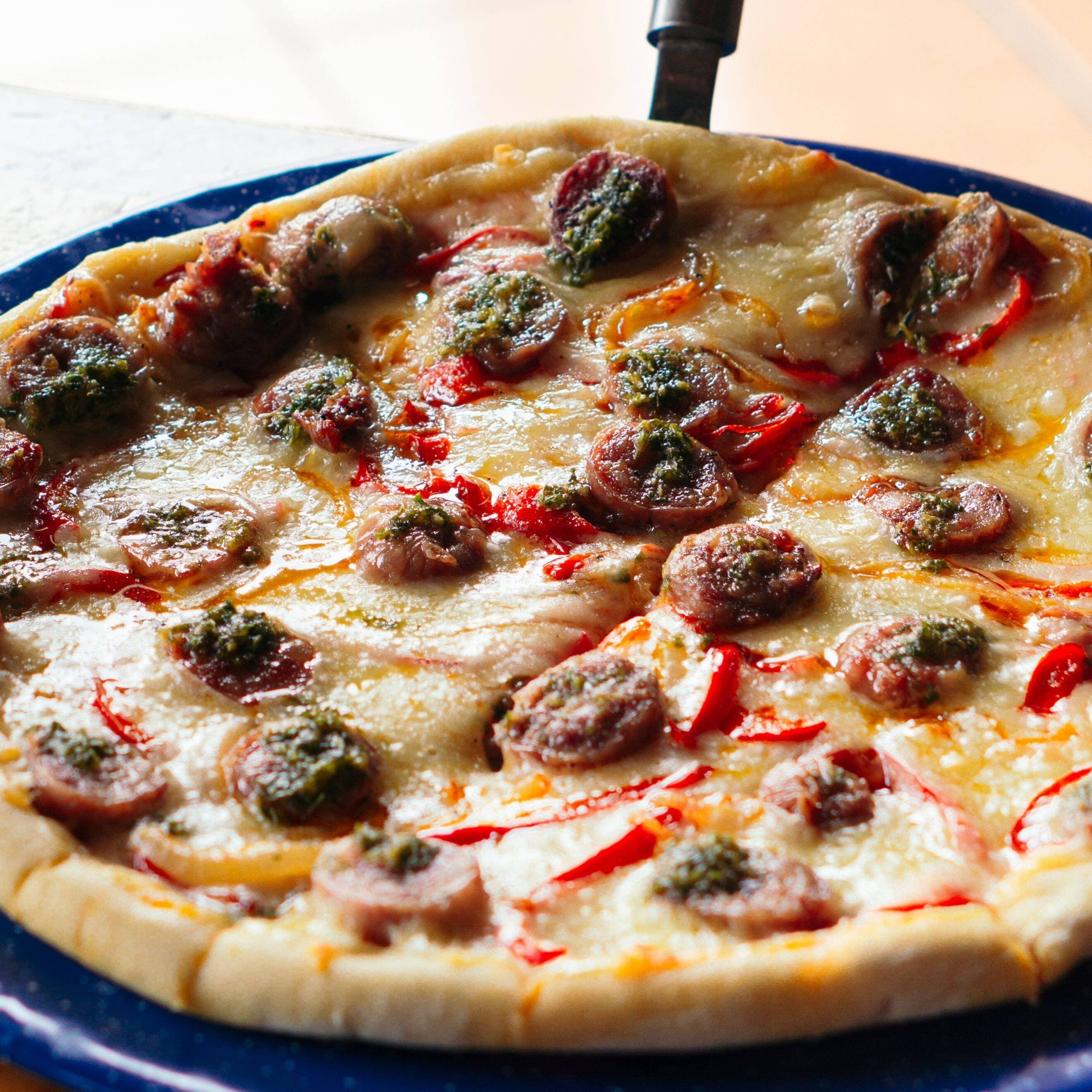 Pizza Sencilla Entera 6 Rebanadas