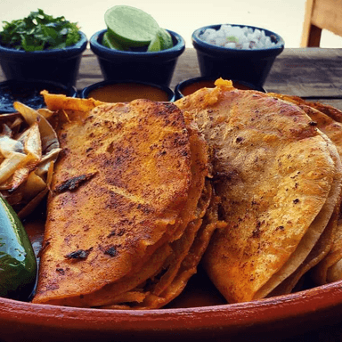 Combo 2 tacos + 1 brownie+ agua 1/2 lt
