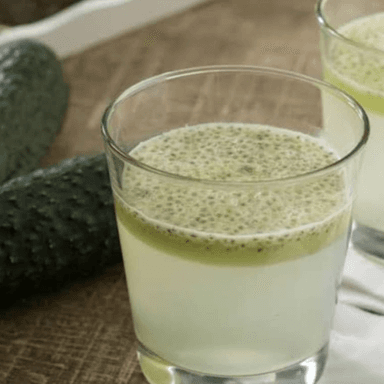 Agua Pepino con Limón