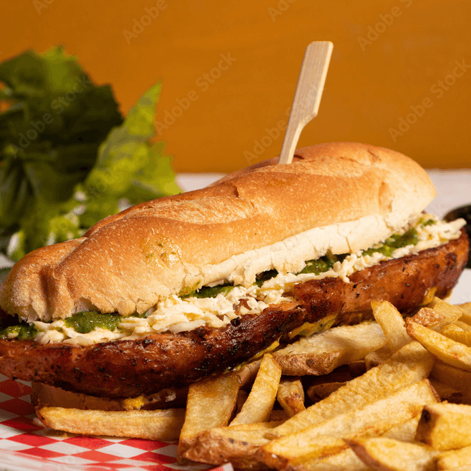 choripan argentino+ papas fritas y coca-cola