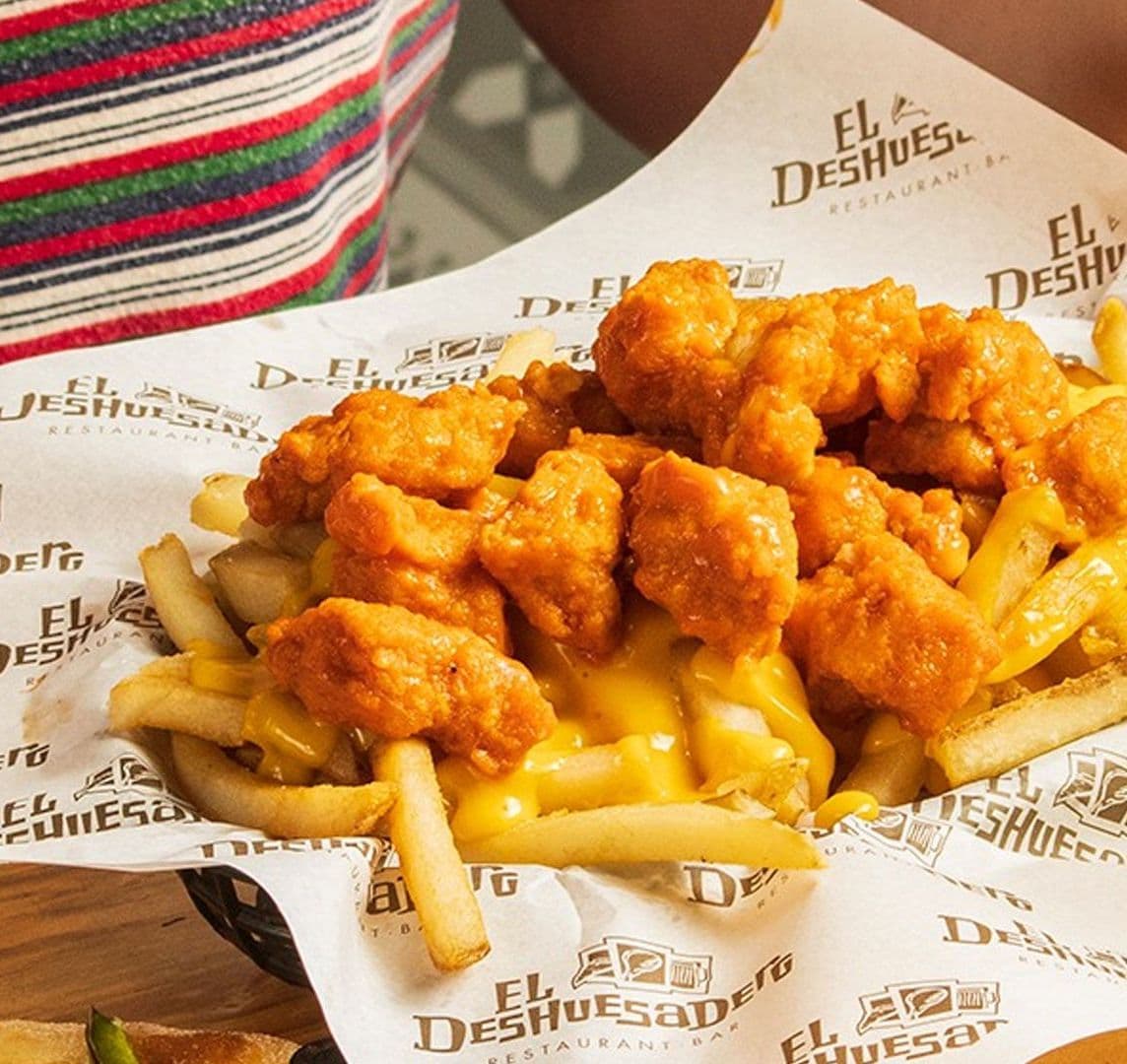 Papas cheese con boneless