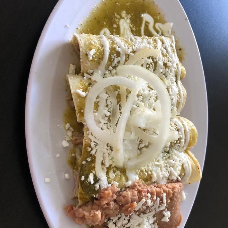 Enchiladas verdes con pollo (3 pzas)