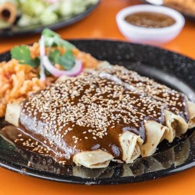 Tacos Enmolados 5 Piezas