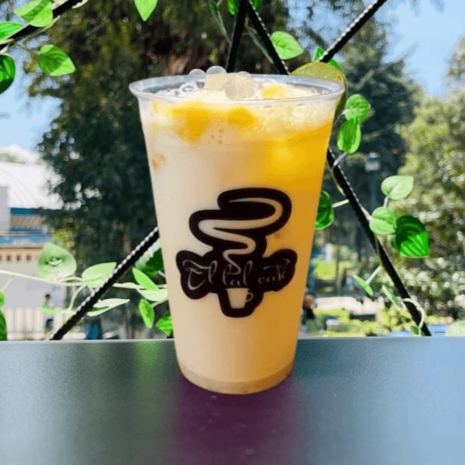 Latte Mango con Crema